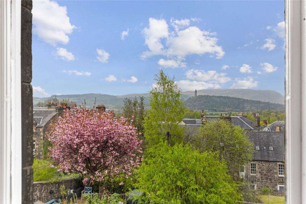 Additional image 9 of 2 bed flat for sale4B, Irvine Place, Stirling, Stirlingshire FK8
