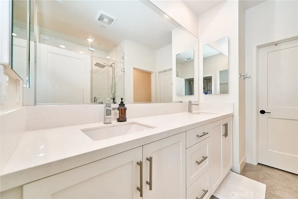 Additional image 87 of 16330 Moonstone Cir, Tustin, CA 92782