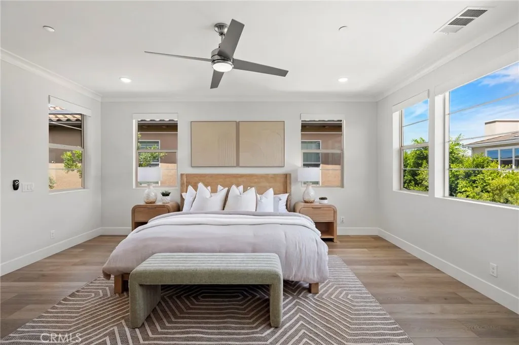 Additional image 106 of 53 Lunar, Irvine, CA 92618
