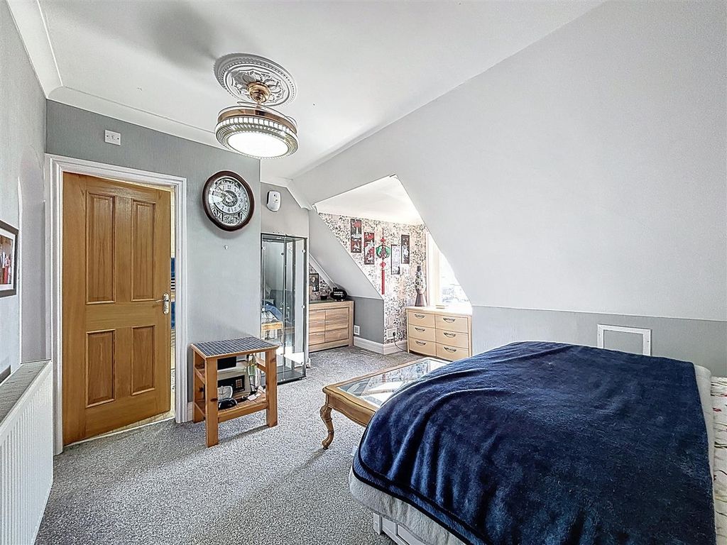 Additional image 44 of 6 bed terraced house for saleEastgate, Hornsea HU18