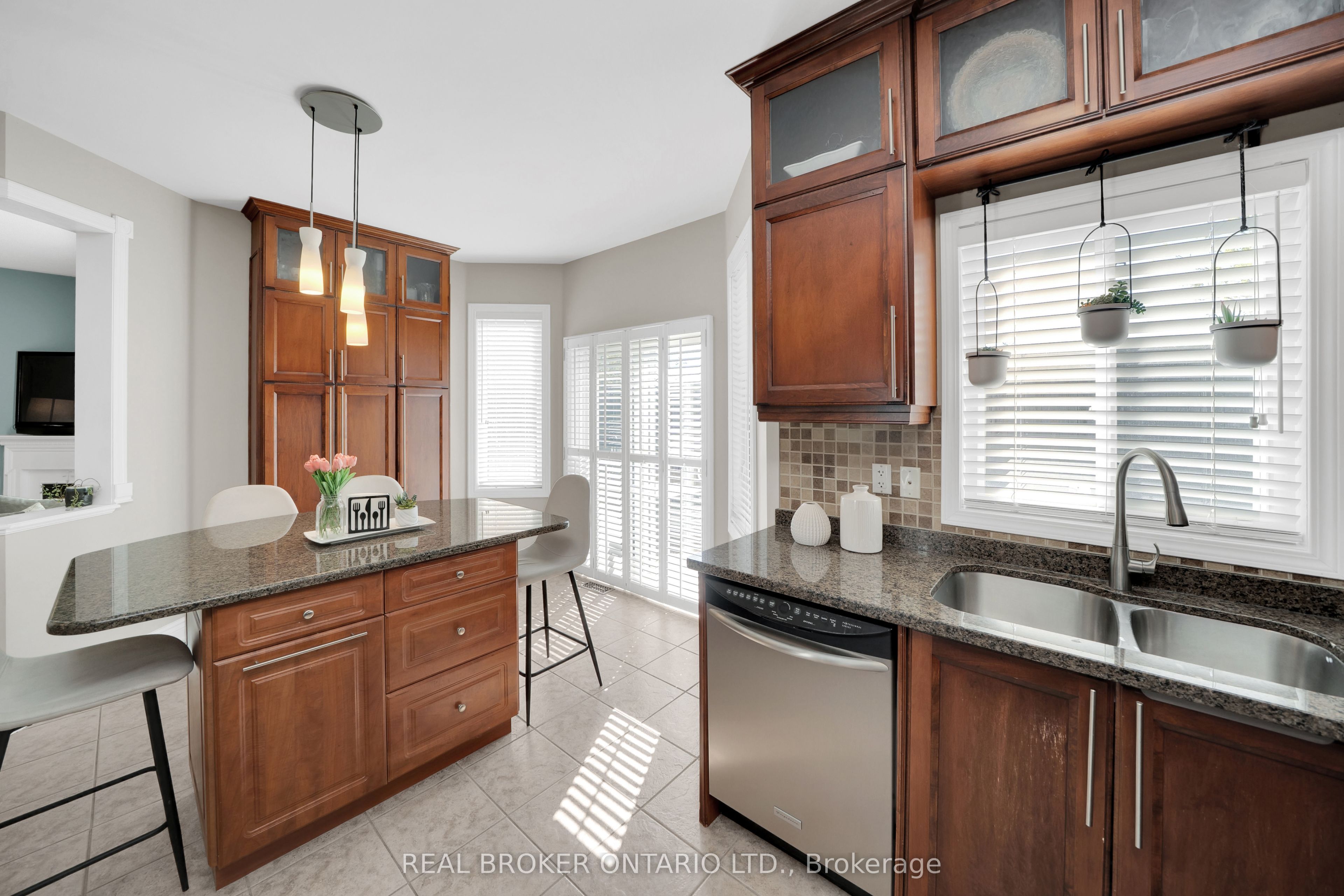 Additional image 6 of 217 Ellis Crescent, Milton, ON, L9T 6B5