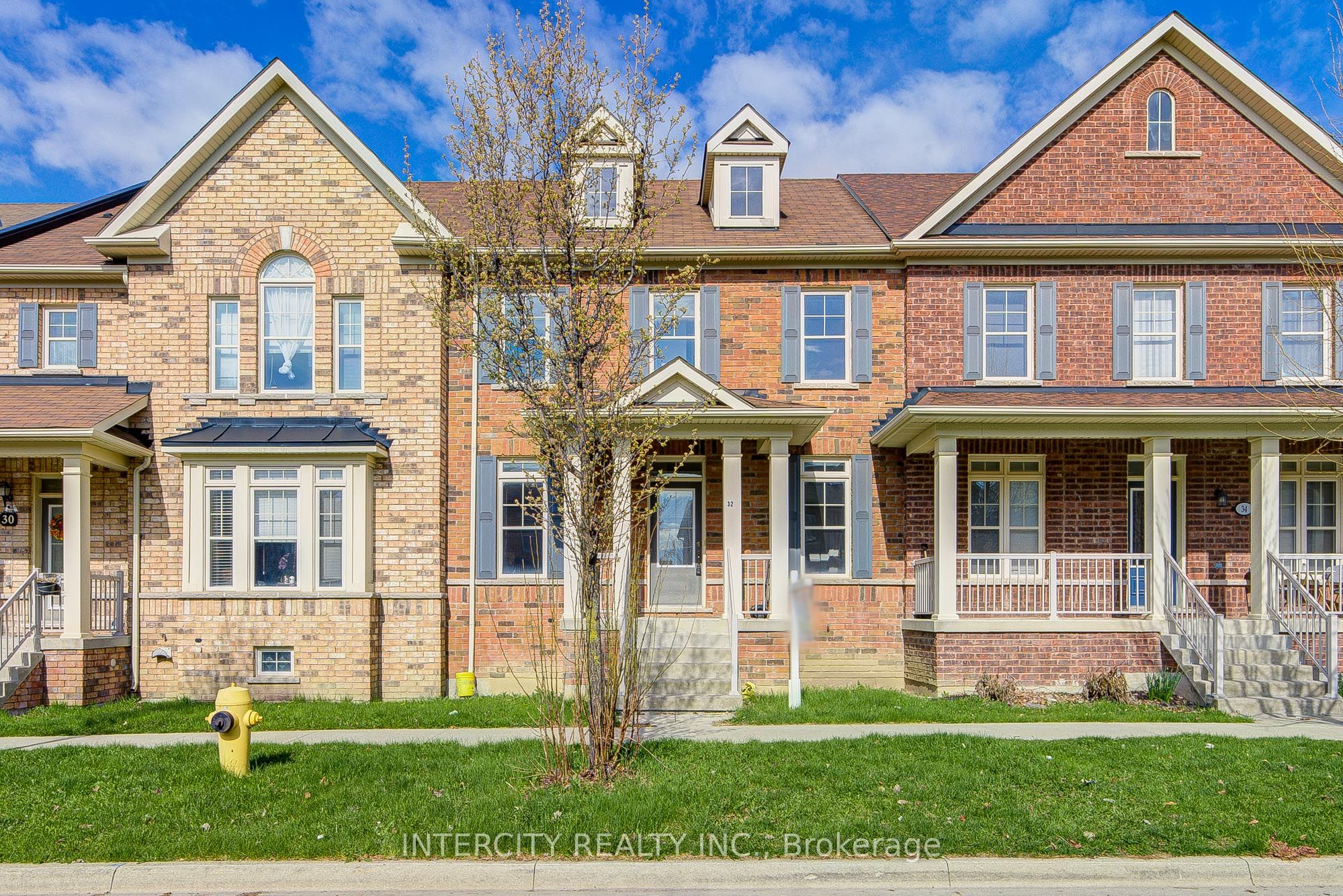 Additional image 2 of 32 Ivory Silk Drive, Markham, ON, L6C 0G8