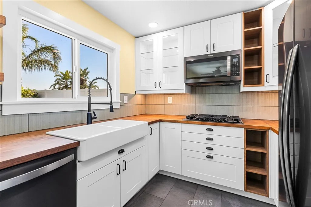 Additional image 43 of 2007 W Windhaven Dr, Rialto, CA 92377
