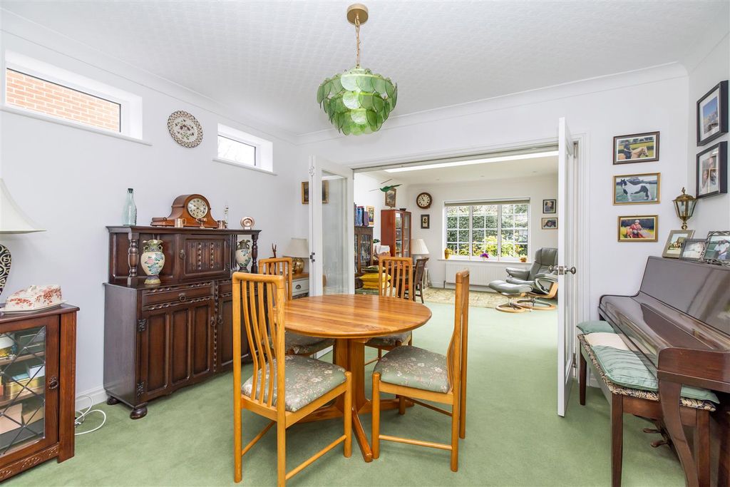Additional image 11 of 4 bed detached house for saleWoodland Park, Oulton, Leeds LS26