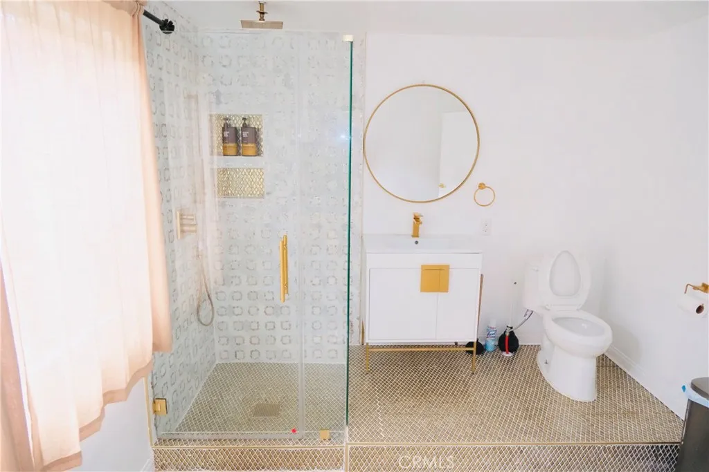 3034 Edgehill Drive, Los Angeles, CA 90018