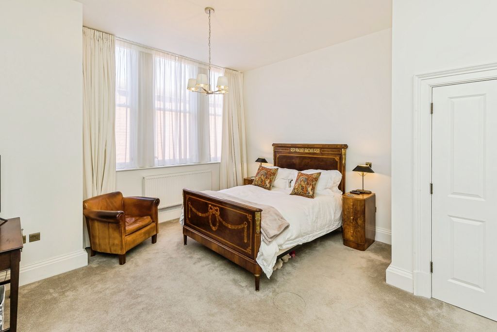 Additional image 11 of 2 bed flat for saleBlencowe Close, Chester CH1