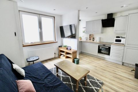 John Street, Top Floor Right AB25