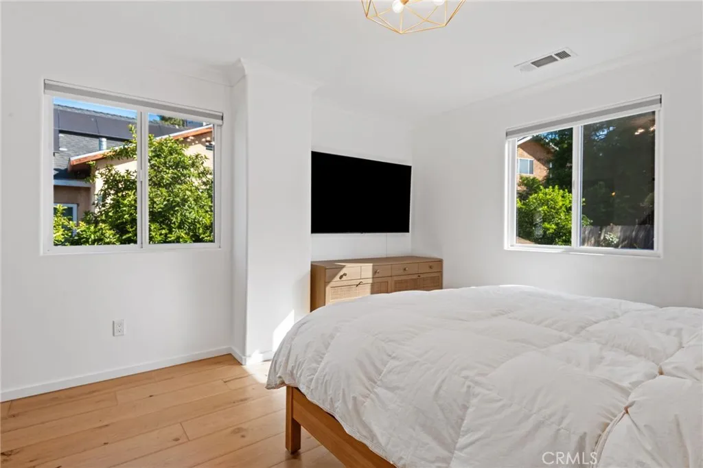Additional image 14 of 411 Ulysses Street, Los Angeles, CA 90065