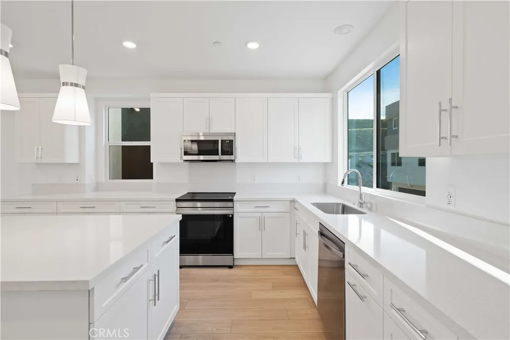 Additional image 16 of 27314 Bear Creek Lane, Valencia, CA 91381