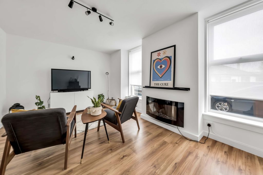 Additional image 3 of 1 bed flat for saleStrathmartine Road, Dundee DD3
