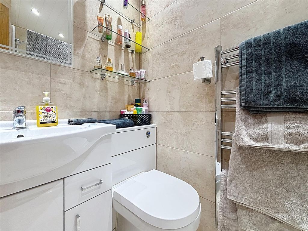 Additional image 32 of 6 bed terraced house for saleEastgate, Hornsea HU18
