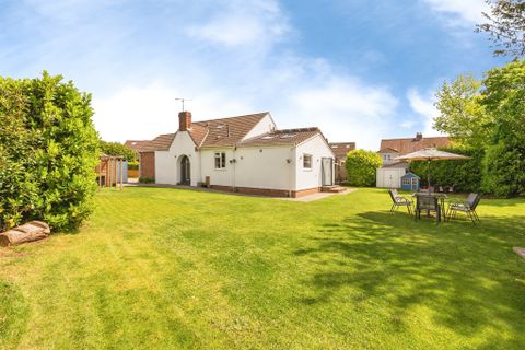 Shellards Road, Longwell Green, Bristol BS30