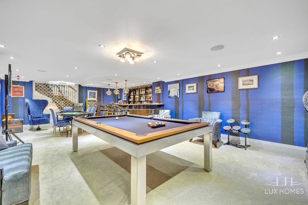 Additional image 20 of 7 bed detached house for saleParkstone Avenue, Emerson Park RM11
