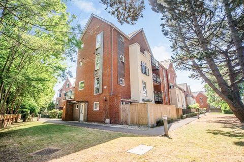 Archers Road, Banister Park, Southampton, Hampshire SO15