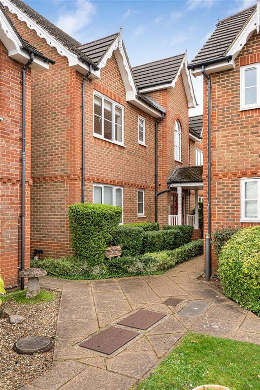 Additional image 12 of 2 bed flat for saleAlston Gardens, Maidenhead SL6