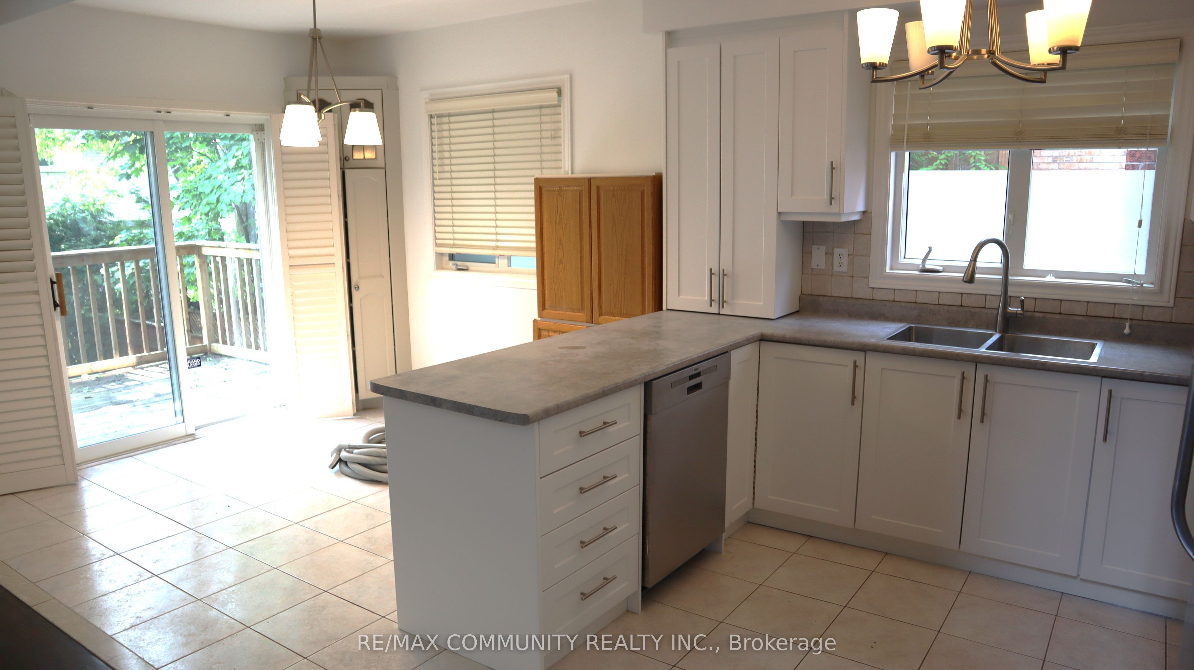 66 Coolspring Crescent, Caledon, ON, L7E 2J5 photo 5