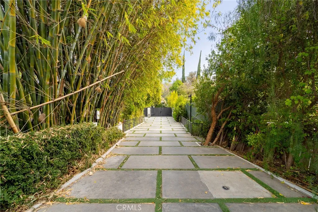 Additional image 104 of 4653 Vanalden Avenue, Tarzana, CA 91356