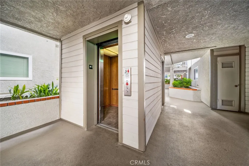 Additional image 23 of 961 E California Boulevard Unit 101, Pasadena, CA 91106
