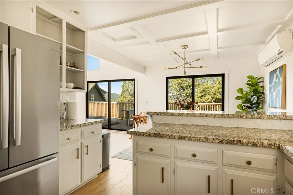 Additional image 23 of 1204 Yellowstone Dr, Lake Arrowhead, CA 92352