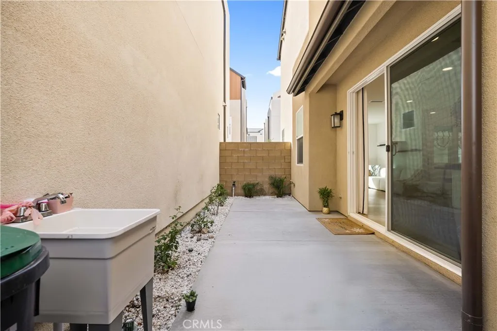 Additional image 92 of 254 Tank, Irvine, CA 92618