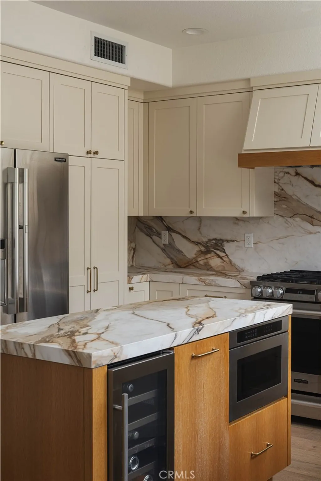Additional image 5 of 293 Mesa Dr, Costa Mesa, CA 92627