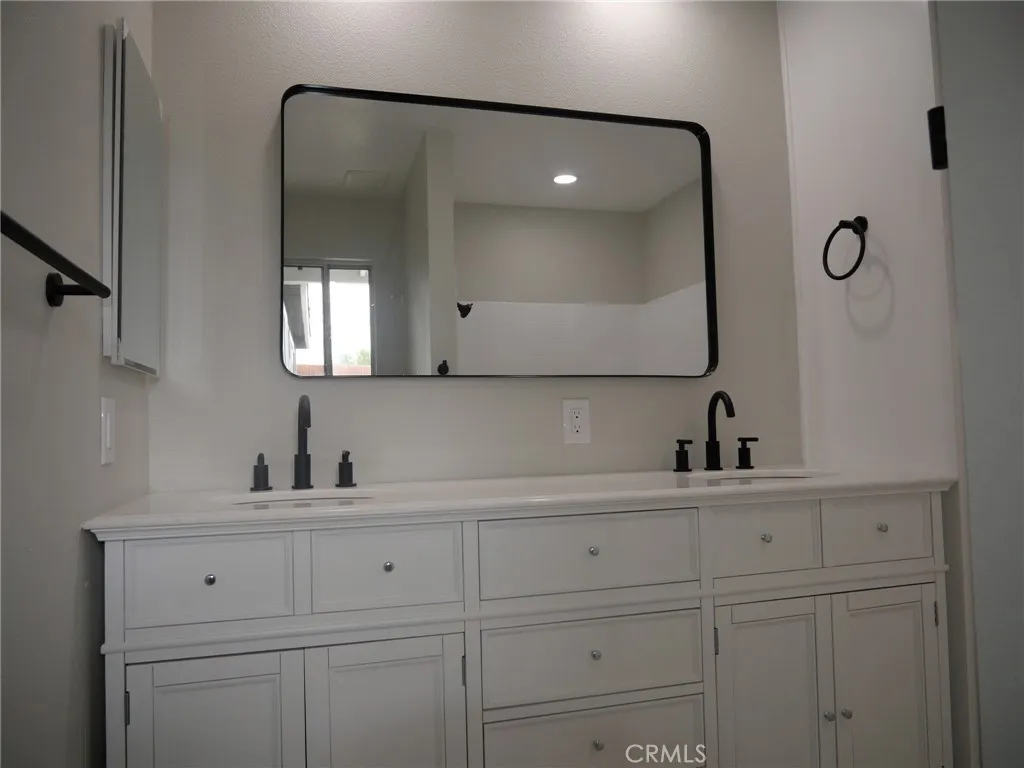 Additional image 14 of 18548 Avion Ln, Bloomington, CA 92316