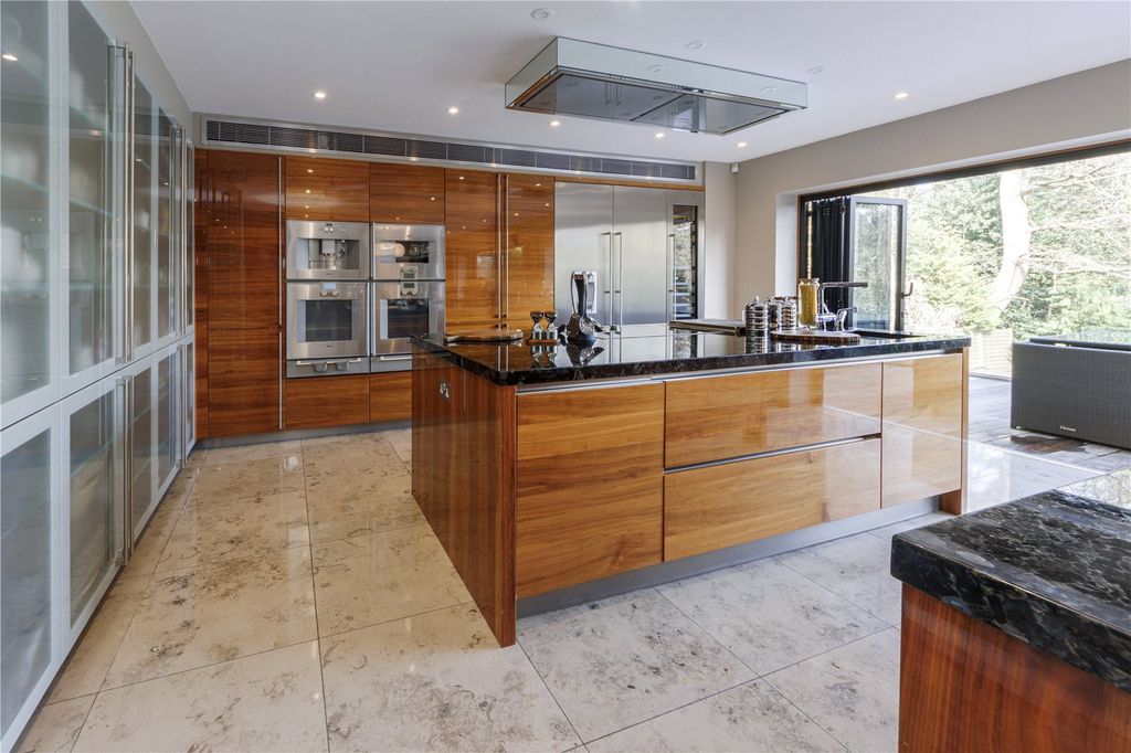 Additional image 13 of 5 bed detached house for saleNewlands Avenue, Radlett WD7
