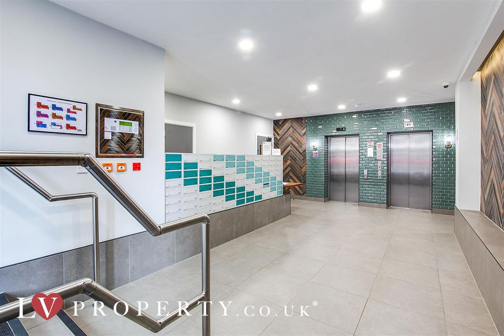 Additional image 19 of 2 bed flat for saleNewhall Street, Birmingham, West Midlands B3