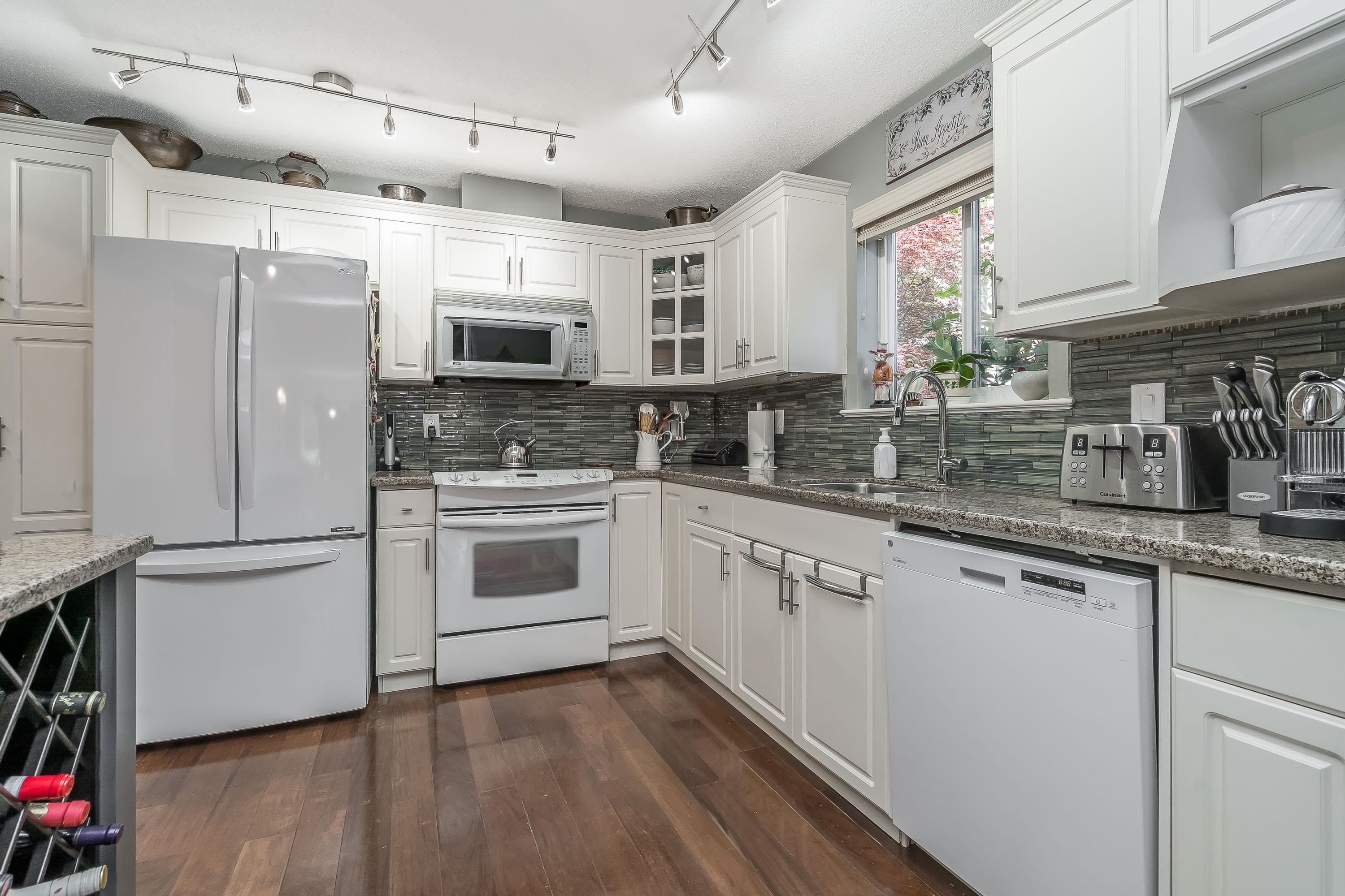 Additional image 5 of 106-15342 20 Avenue, Surrey, BC, V4A 2A3