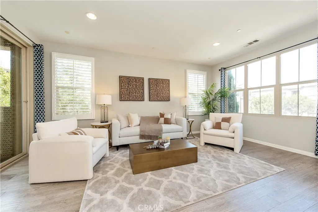 Additional image 17 of 68 Origin, Irvine, CA 92618