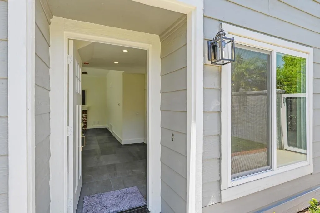 Additional image 5 of 1999 E Pointe Avenue, Carlsbad, CA 92008