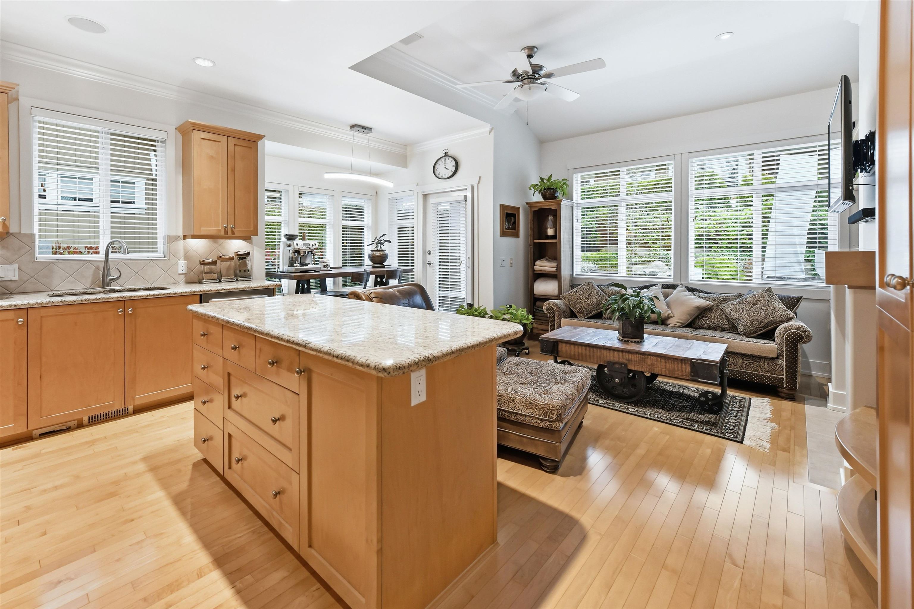 Additional image 4 of 11-18088 8 Avenue, Surrey, BC, V3Z 9T6