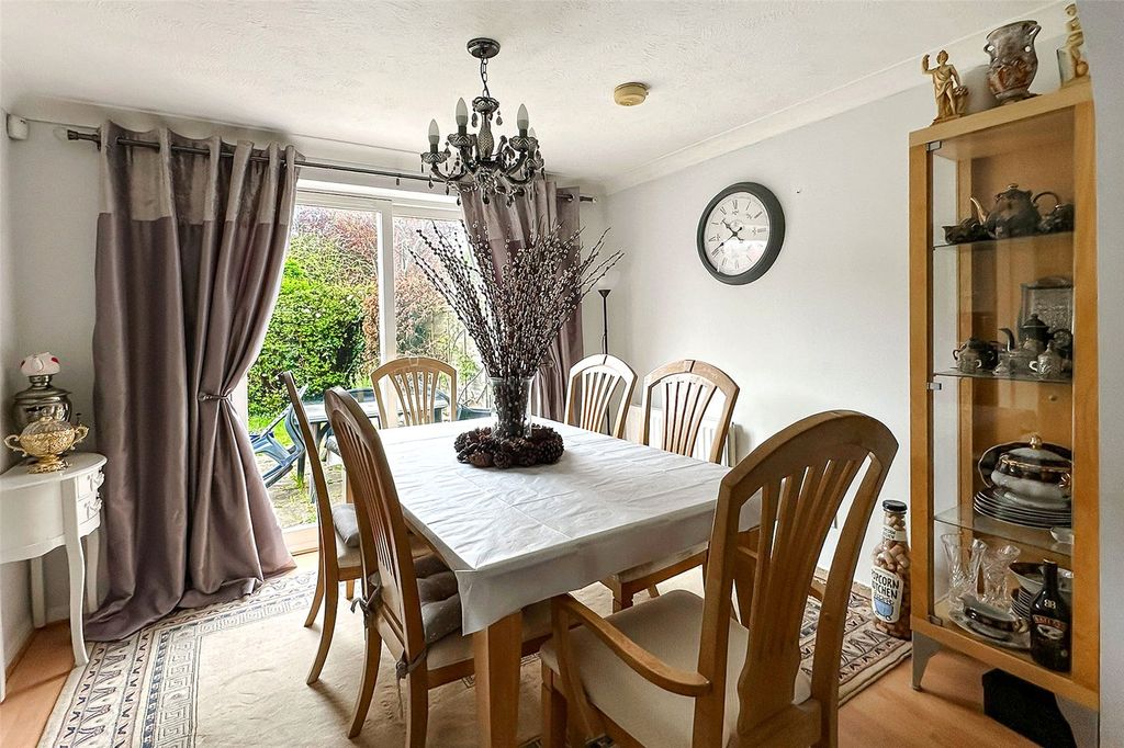 Additional image 6 of 4 bed detached house for saleColumbine Way, Littlehampton, West Sussex BN17