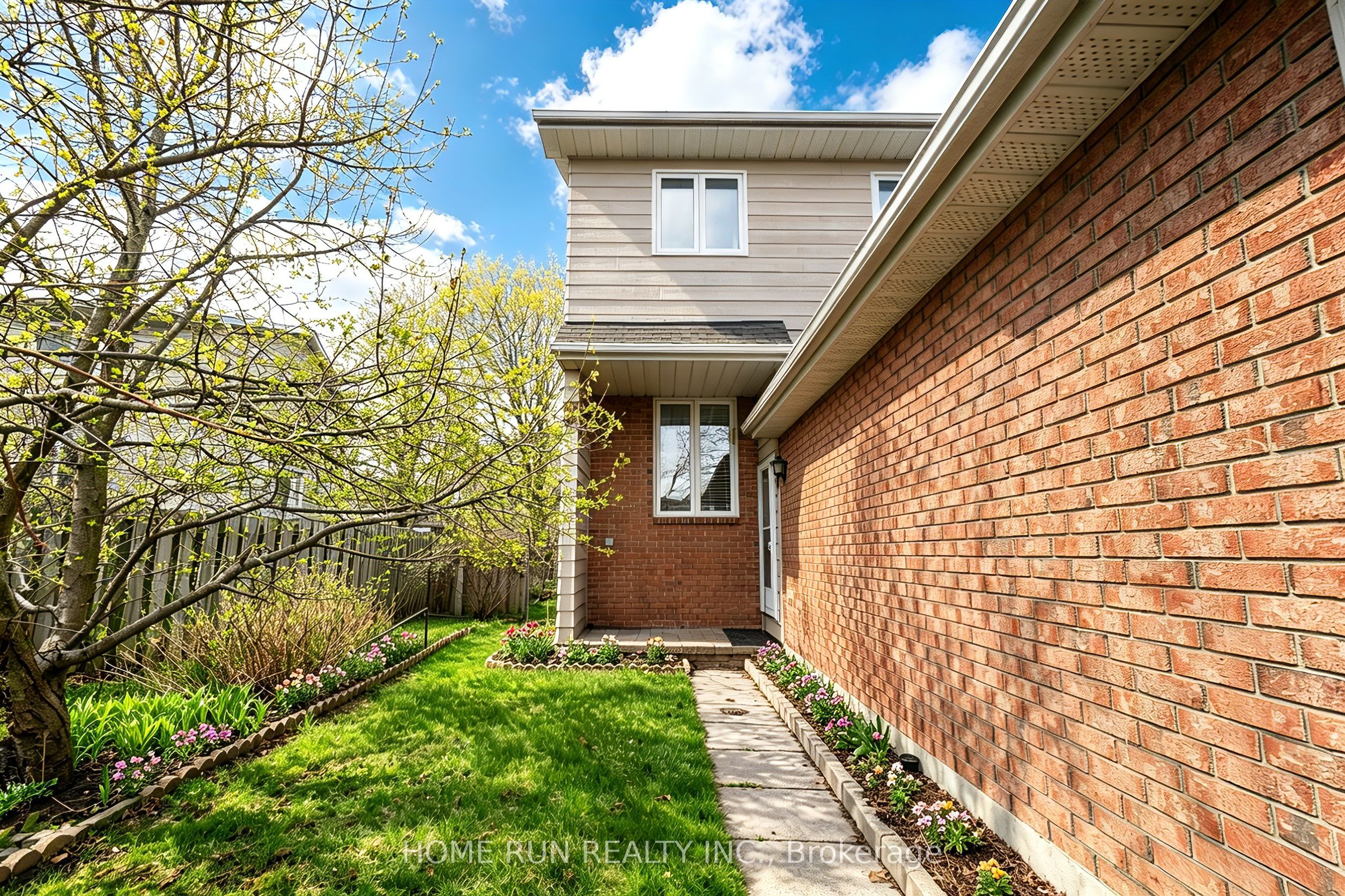 Additional image 4 of 30 Sturbridge Private, Ottawa, ON, K1T 3J7