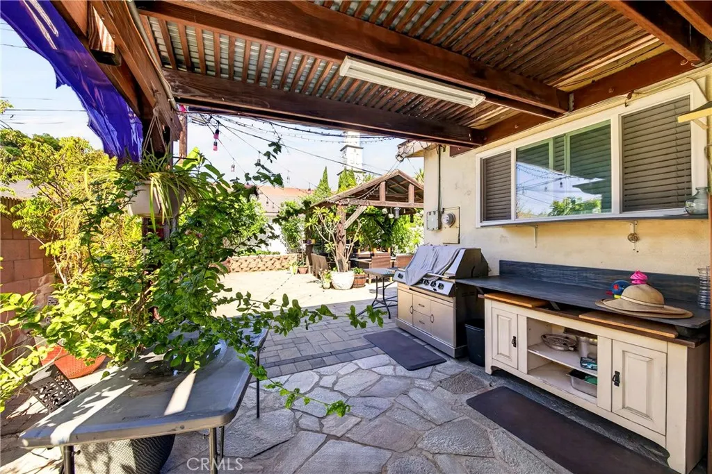 21017 Violeta Avenue, Lakewood, CA 90715