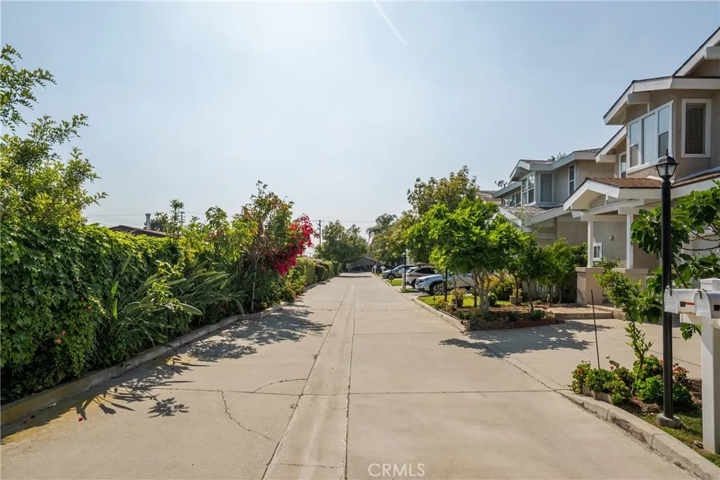 Additional image 92 of 427 Fig Lane, Monrovia, CA 91016