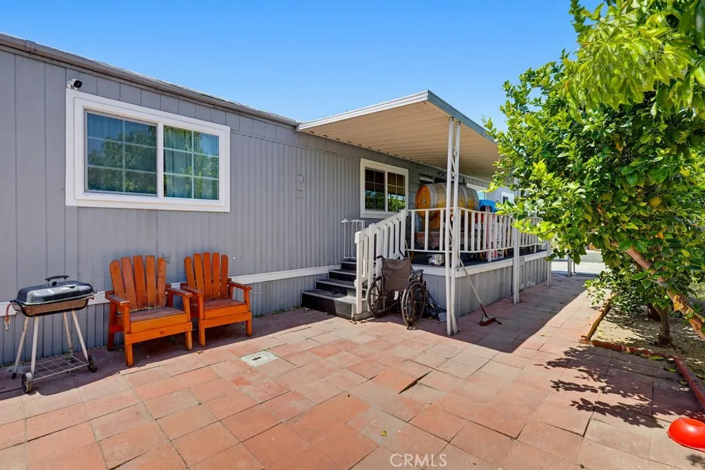 Additional image 42 of 300 N Rampart St Unit 50, Orange, CA 92868