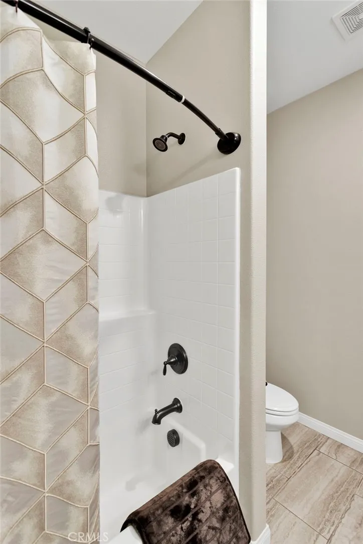 Additional image 100 of 8140 Heartland Cir, Oak Hills, CA 92344