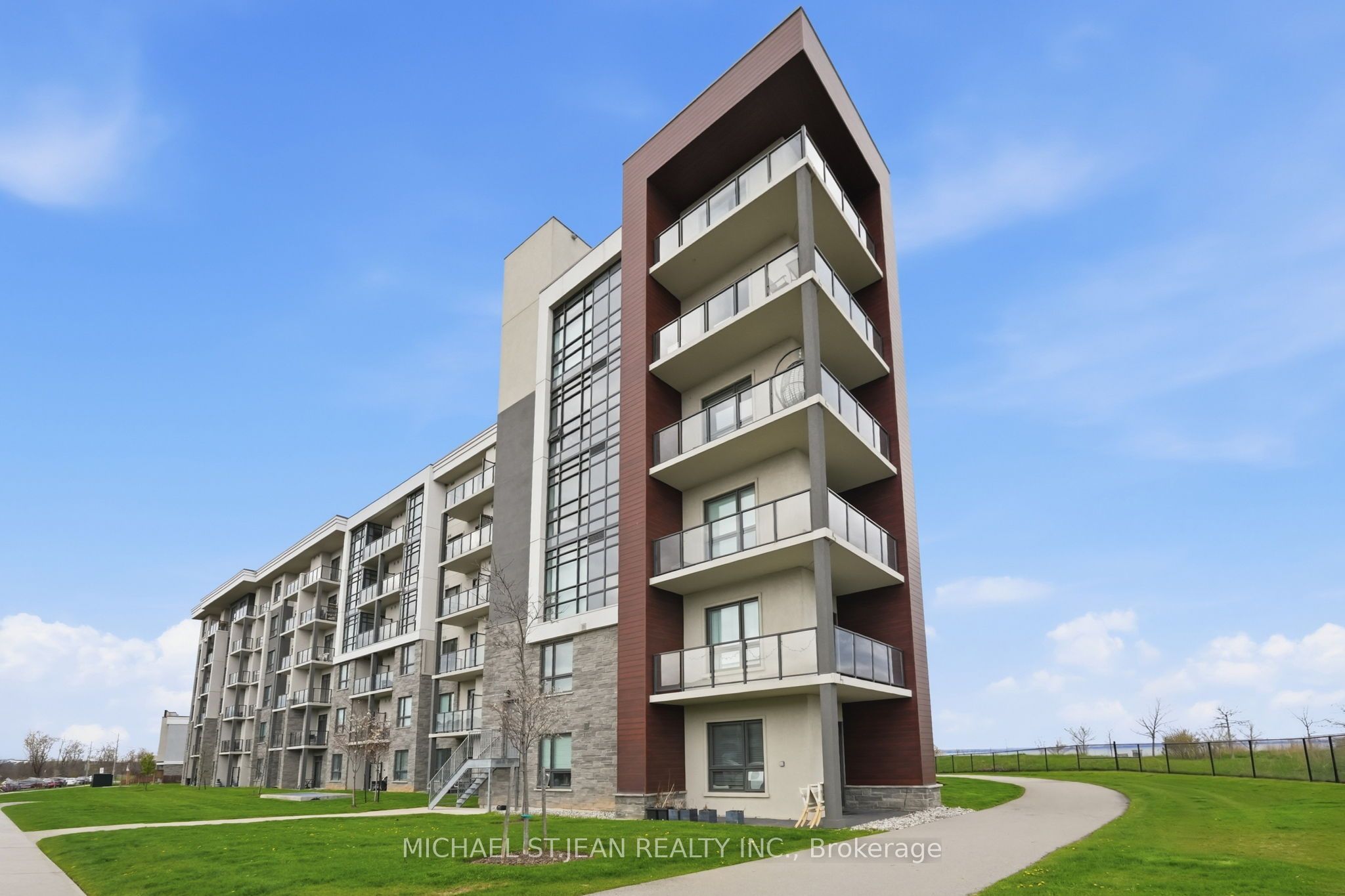 Additional image 3 of 101 Shoreview Place, Hamilton, ON, L8E 0K2