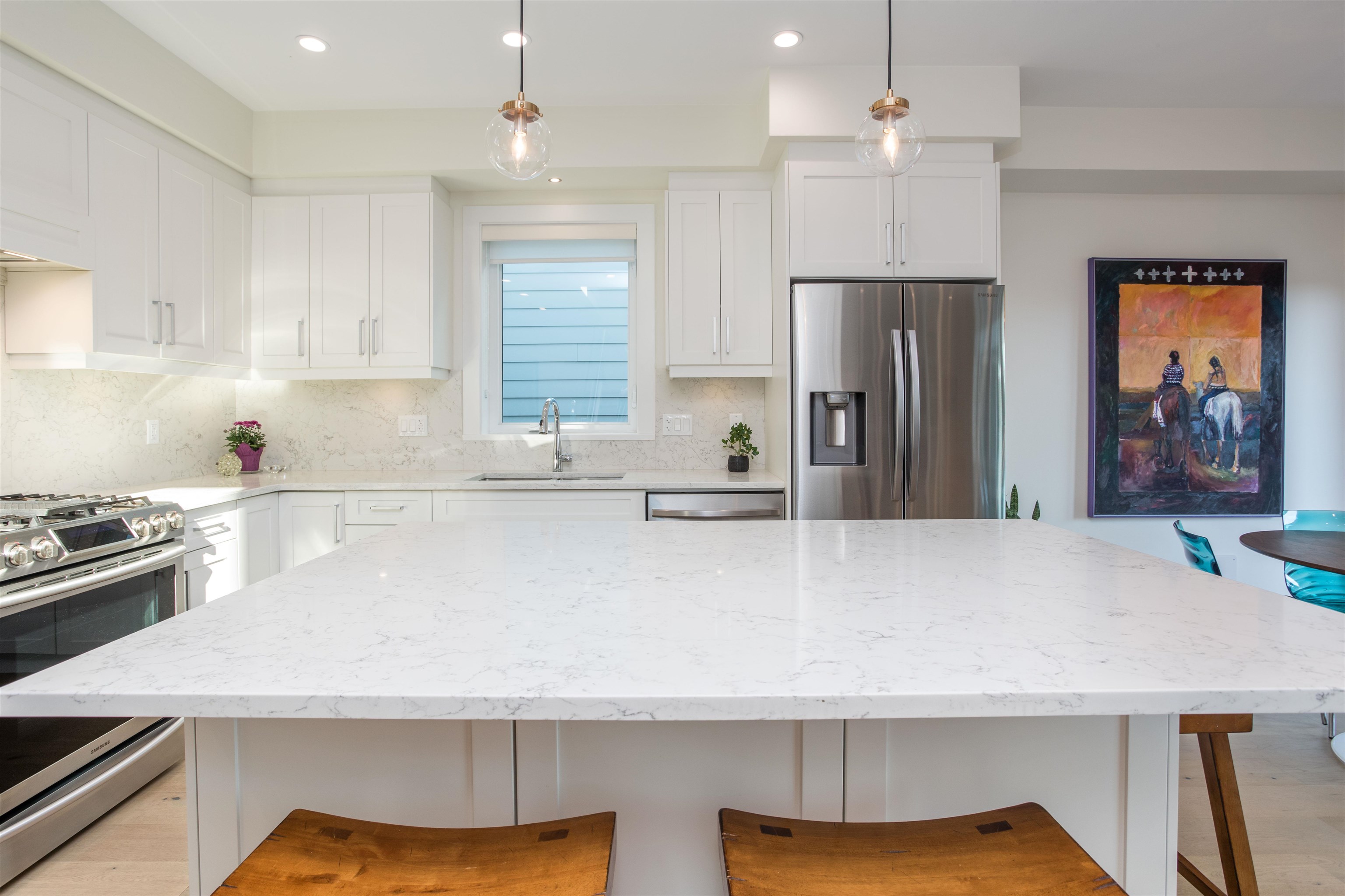 Additional image 6 of 341 13th Street E, North Vancouver, BC, V7L 2L8