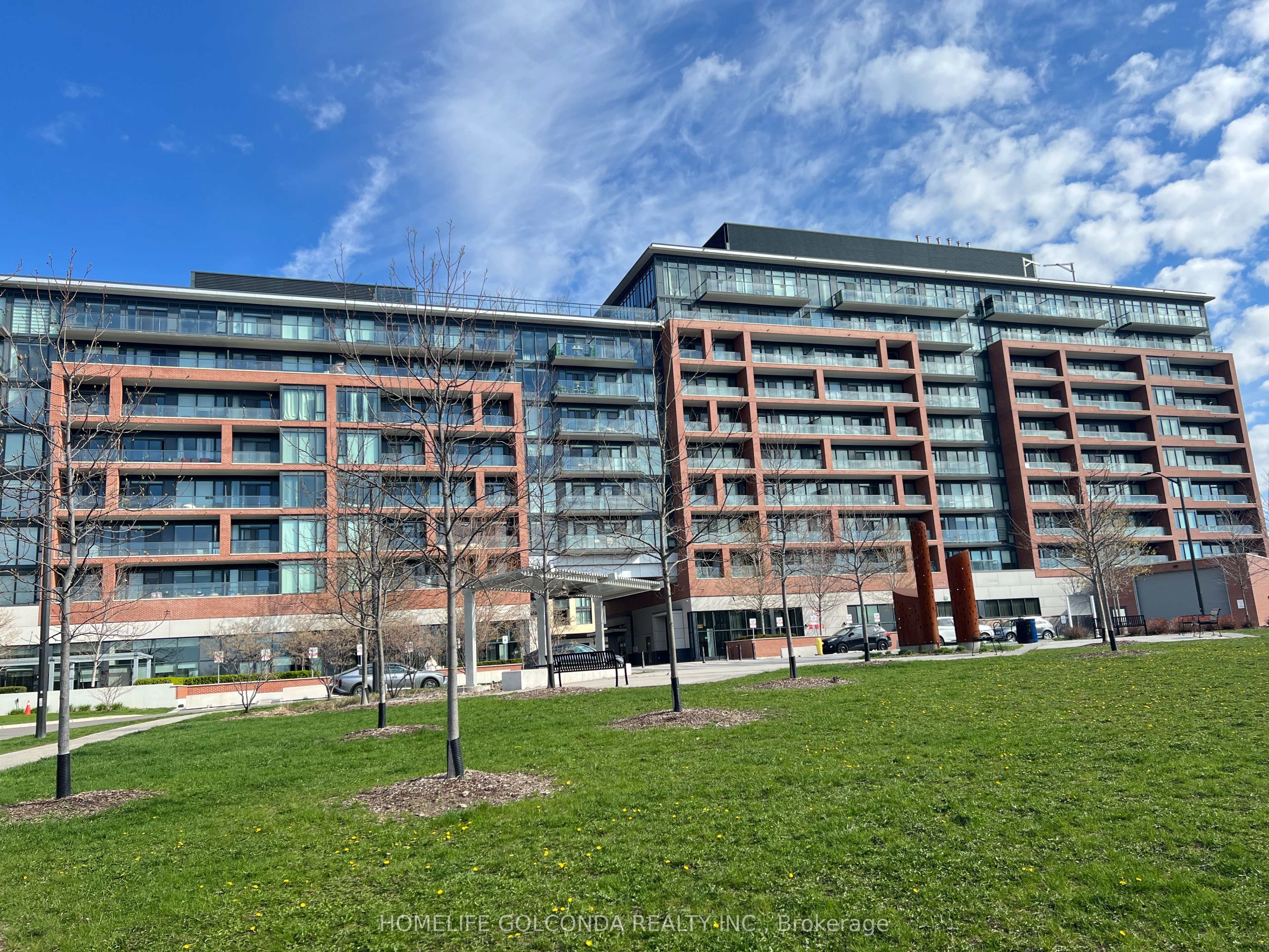 818-99 Eagle Rock Way, Vaughan, ON, L6A 5A7