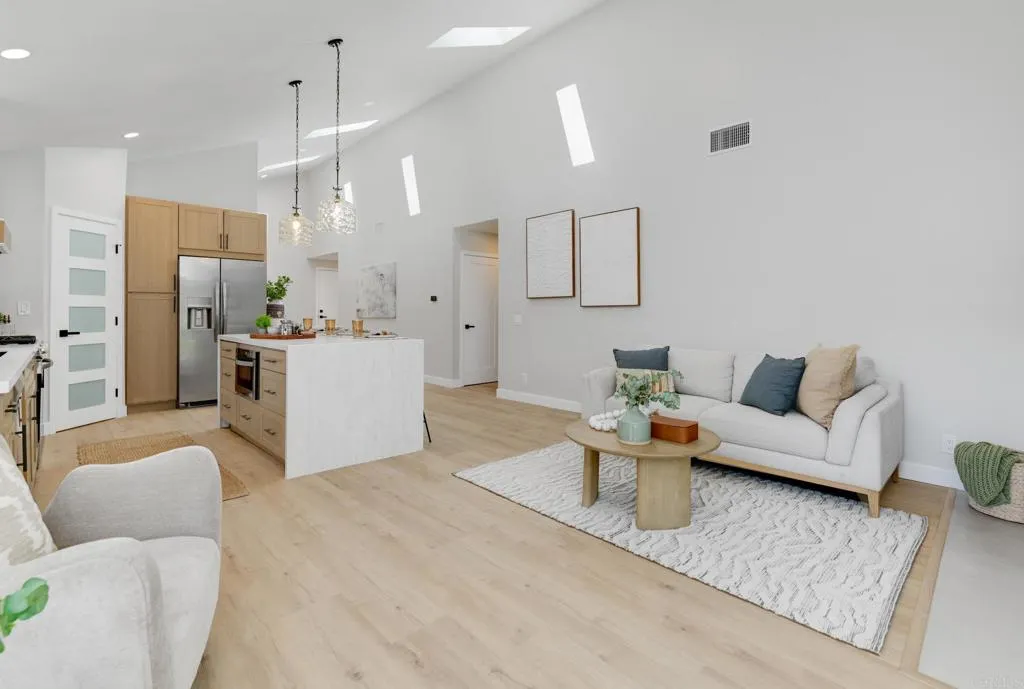 Additional image 29 of 10966 Red Rock Dr, San Diego, CA 92131