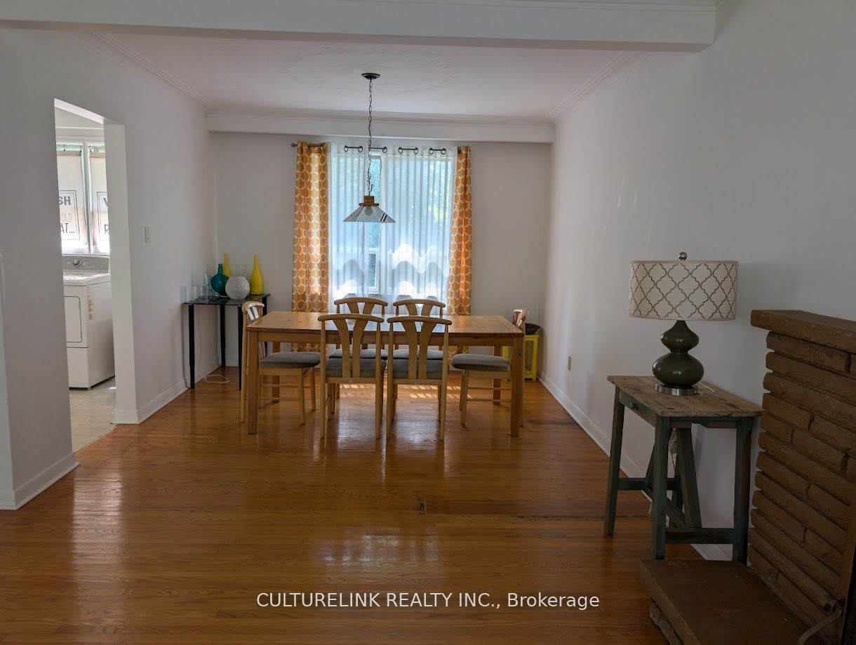 Additional image 2 of main floor-998 Willowdale Avenue, Toronto, ON, M2M 3C7