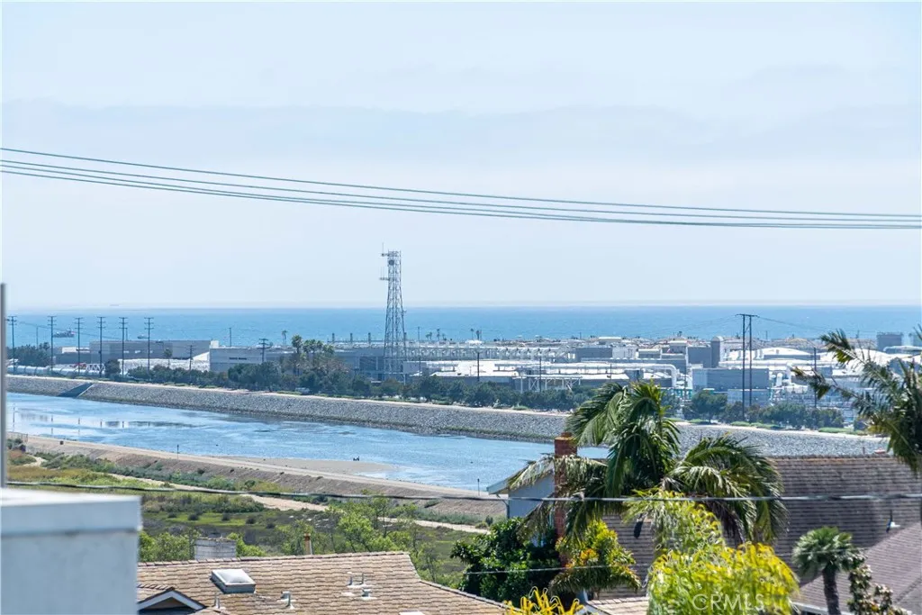 Additional image 62 of 2105 Two Harbors Circle, Costa Mesa, CA 92627