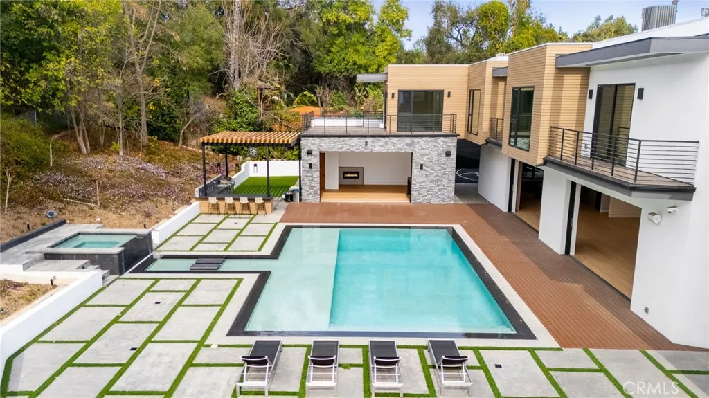 Additional image 100 of 4653 Vanalden Avenue, Tarzana, CA 91356