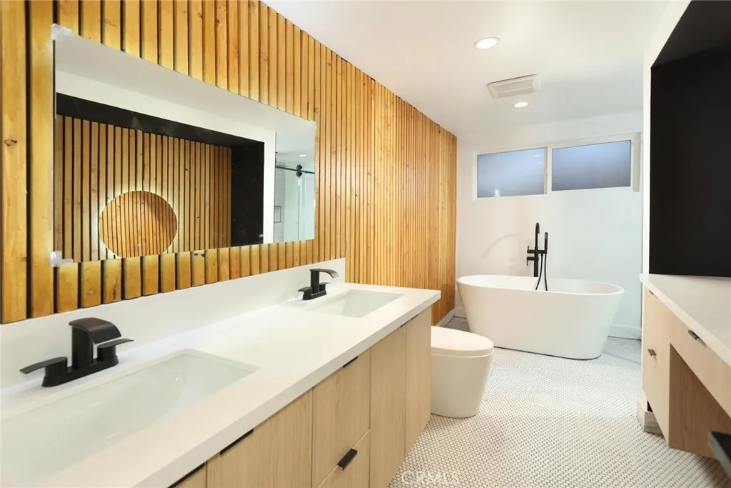 Additional image 59 of 10415 Bevis Avenue, Mission Hills (San Fernando), CA 91345
