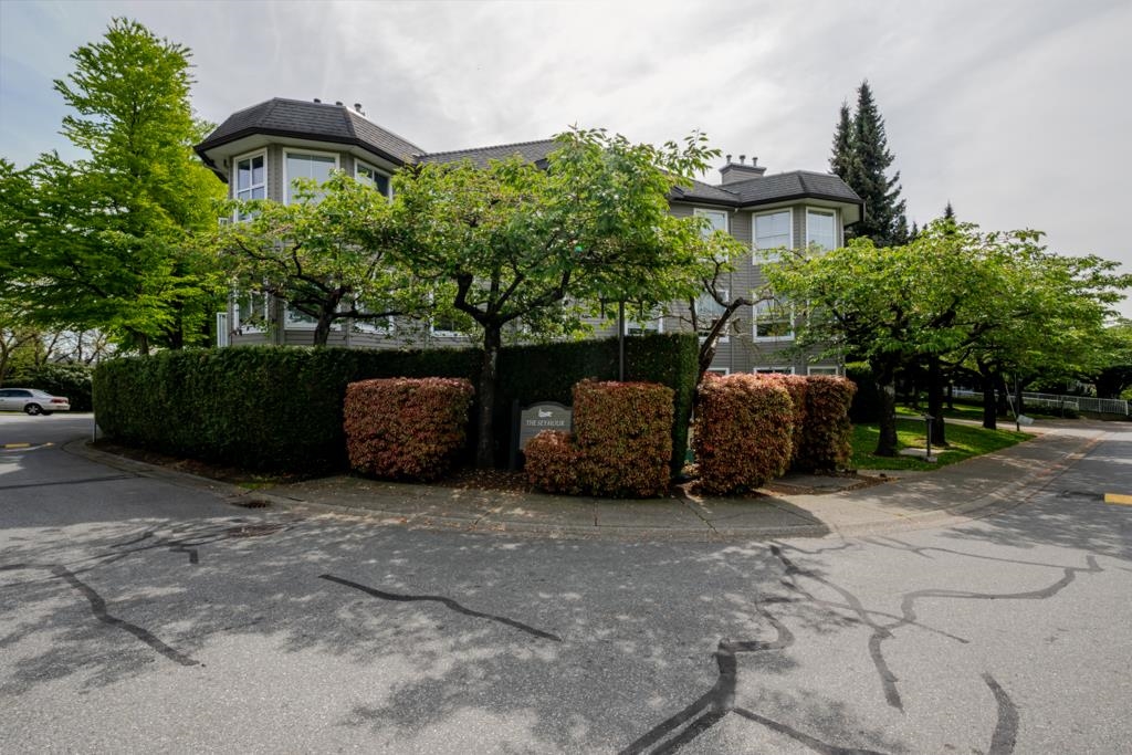 Additional image 2 of 201-15150 108 Avenue, Surrey, BC, V3R 0V1
