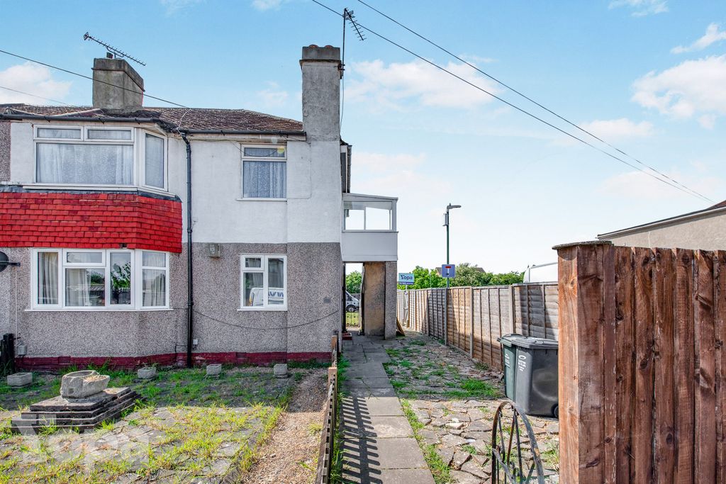 Additional image 10 of 2 bed maisonette for saleHolmleigh Avenue, Dartford DA1