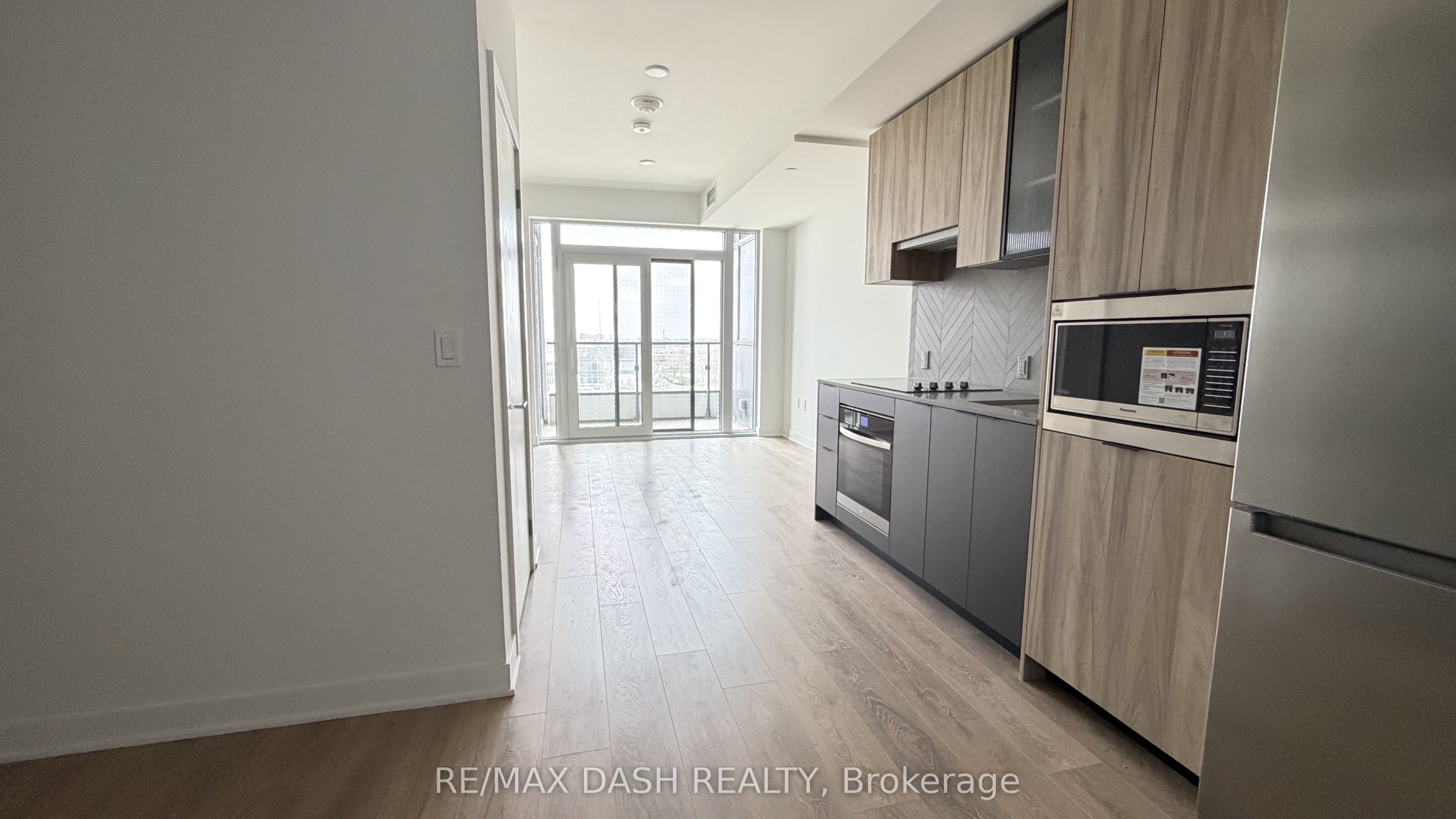 Additional image 5 of 404-1037 The Queensway Avenue, Toronto, ON, M8Z 0H5