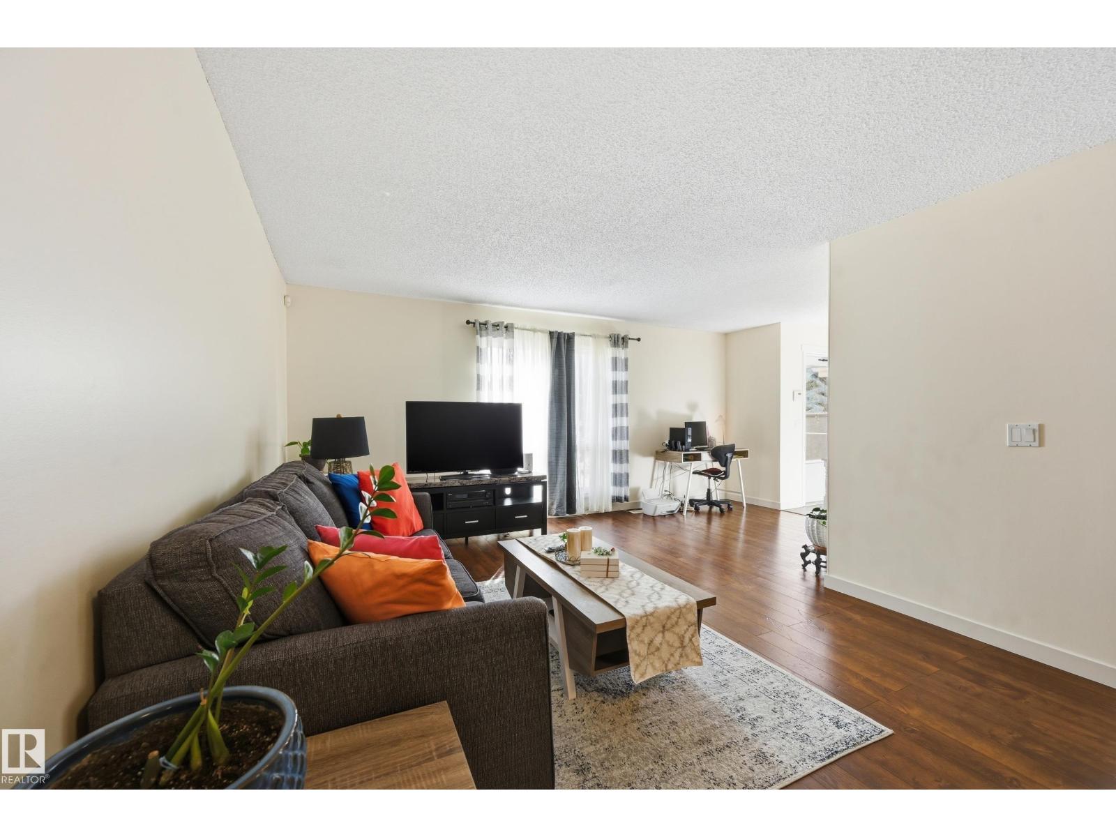 Additional image 5 of 18424 96a Avenue NW, Edmonton, AB, T5T3N9